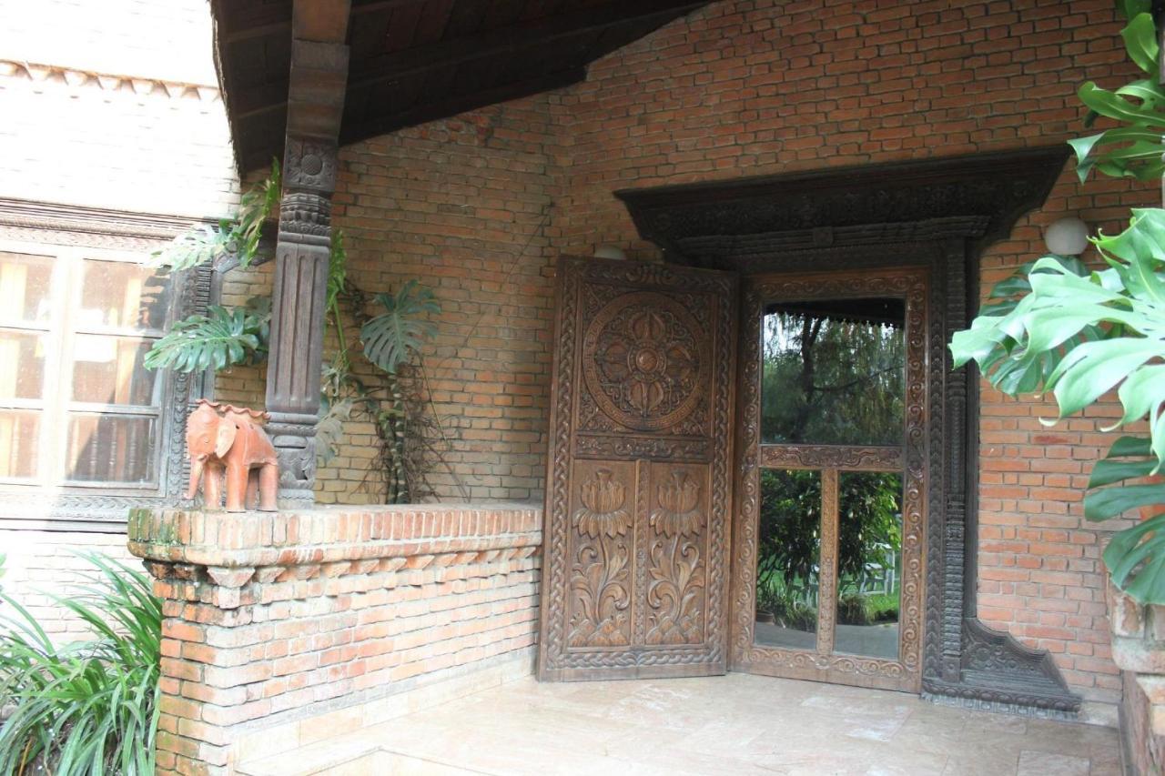 Vajra Hotel Katmandu Zewnętrze zdjęcie